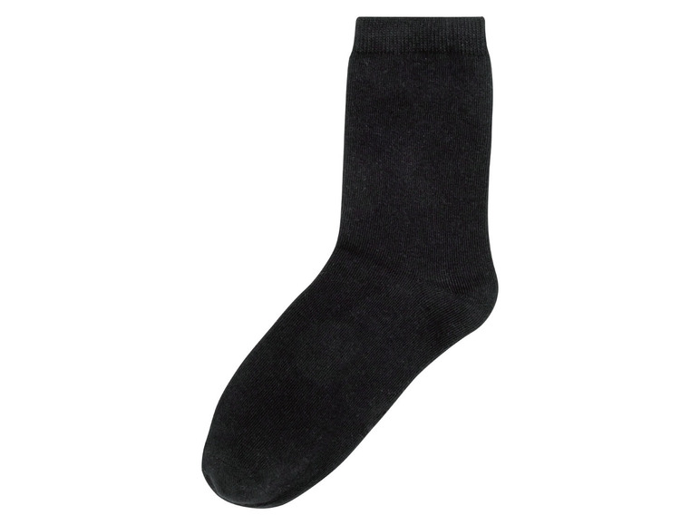 Ein Paar schwarze Socken.