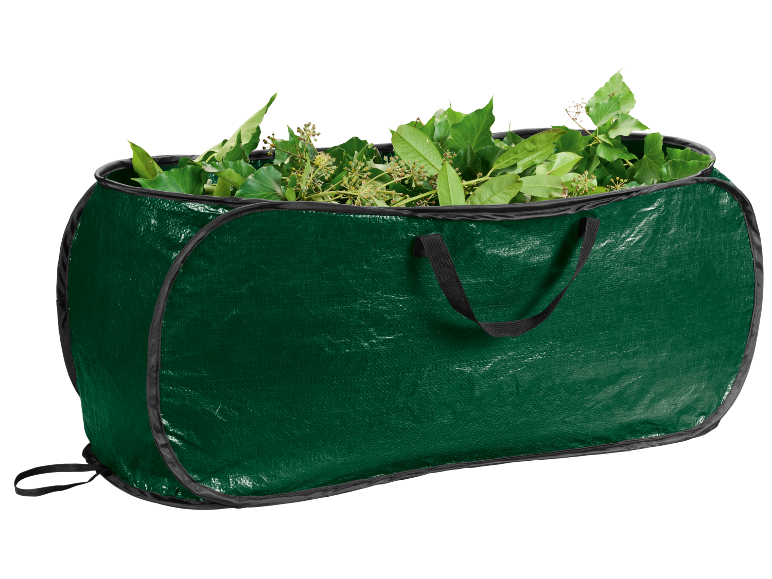 Grüner Gartenabfallsack gefüllt mit Blättern und Ästen.