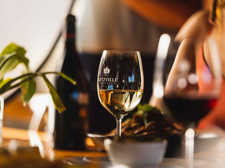 Gehe zu Vollbildansicht: Lutzville Vineyards Chenin Blanc South Africa trocken, Weißwein 2022 - Bild 5