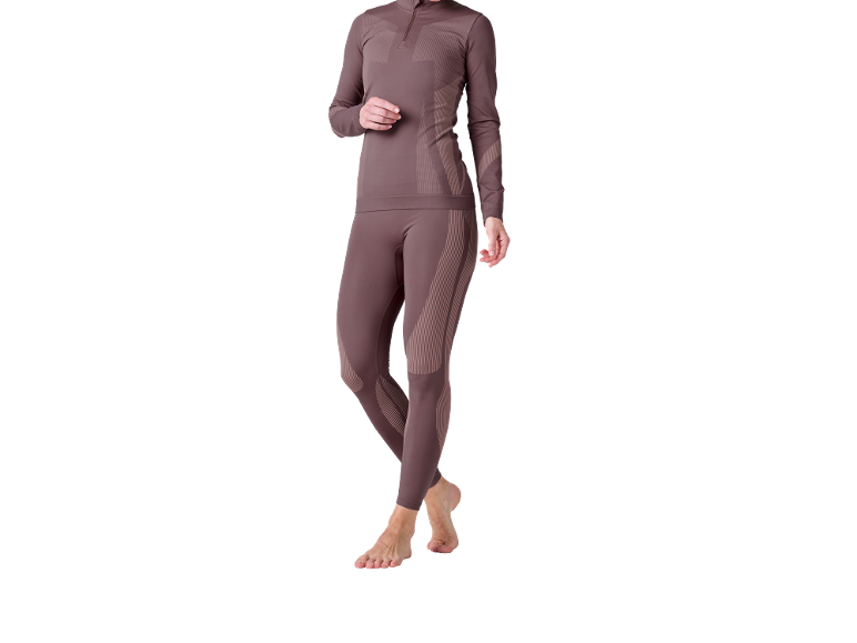 Damen-Thermo-Set in Braun, bestehend aus Langarmshirt und Leggings.