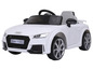 Ein weißes Audi TT RS Kinderauto