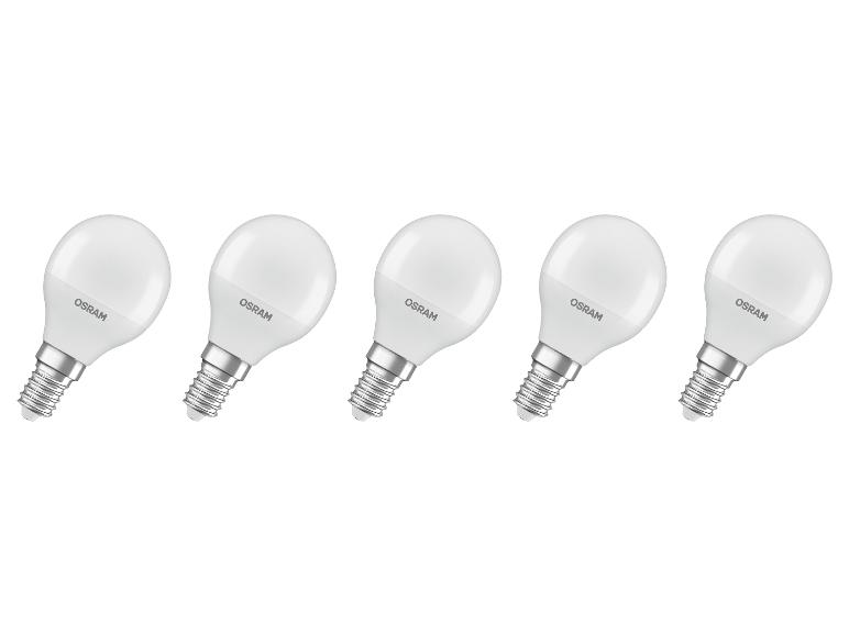 Fünf weiße LED-Glühbirnen mit Schraubsockeln, diagonal angeordnet.