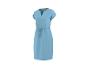 Blaues Kurzarmkleid mit Bindegürtel.