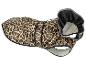 Hundemantel mit Leopardenmuster, schwarzem Besatz und reflektierenden Details