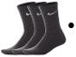Drei Paar schwarze Sportsocken mit weißem Logo.