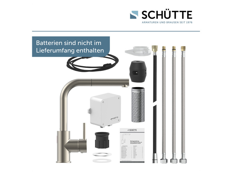 Eine silberne Schütte Küchenarmatur mit Zubehör, inklusive Leitungen und einer Installationsanleitung.