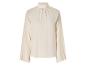 Eine cremefarbene Bluse mit langen Ärmeln.