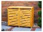 Ein Holzcontainer mit zwei Fächern für Mülltrennung.