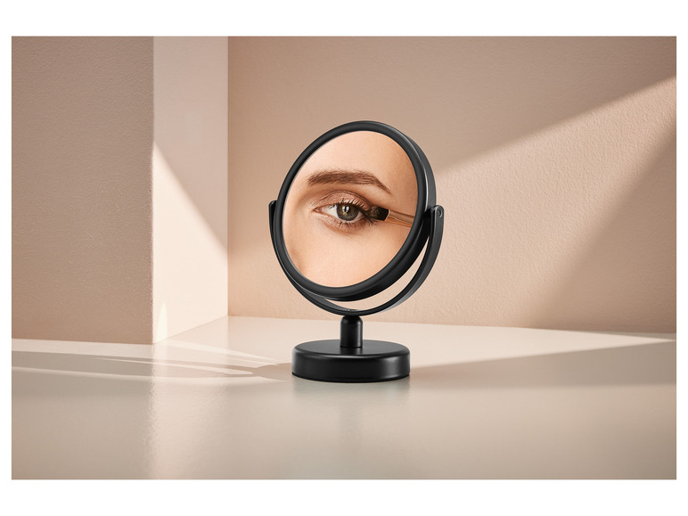 Gehe zu Vollbildansicht: CIEN Beauty Kosmetikspiegel, 5- / 7-fache Vergrößerung, 360° drehbar - Bild 17