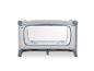 Grau-blaues Hauck Dream N Play Plus Reisebett mit Netzseiten.
