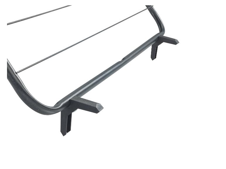 Nahaufnahme eines dunkelgrauen Wäschetrockners aus Metall mit schwarzen Plastikfüßen.