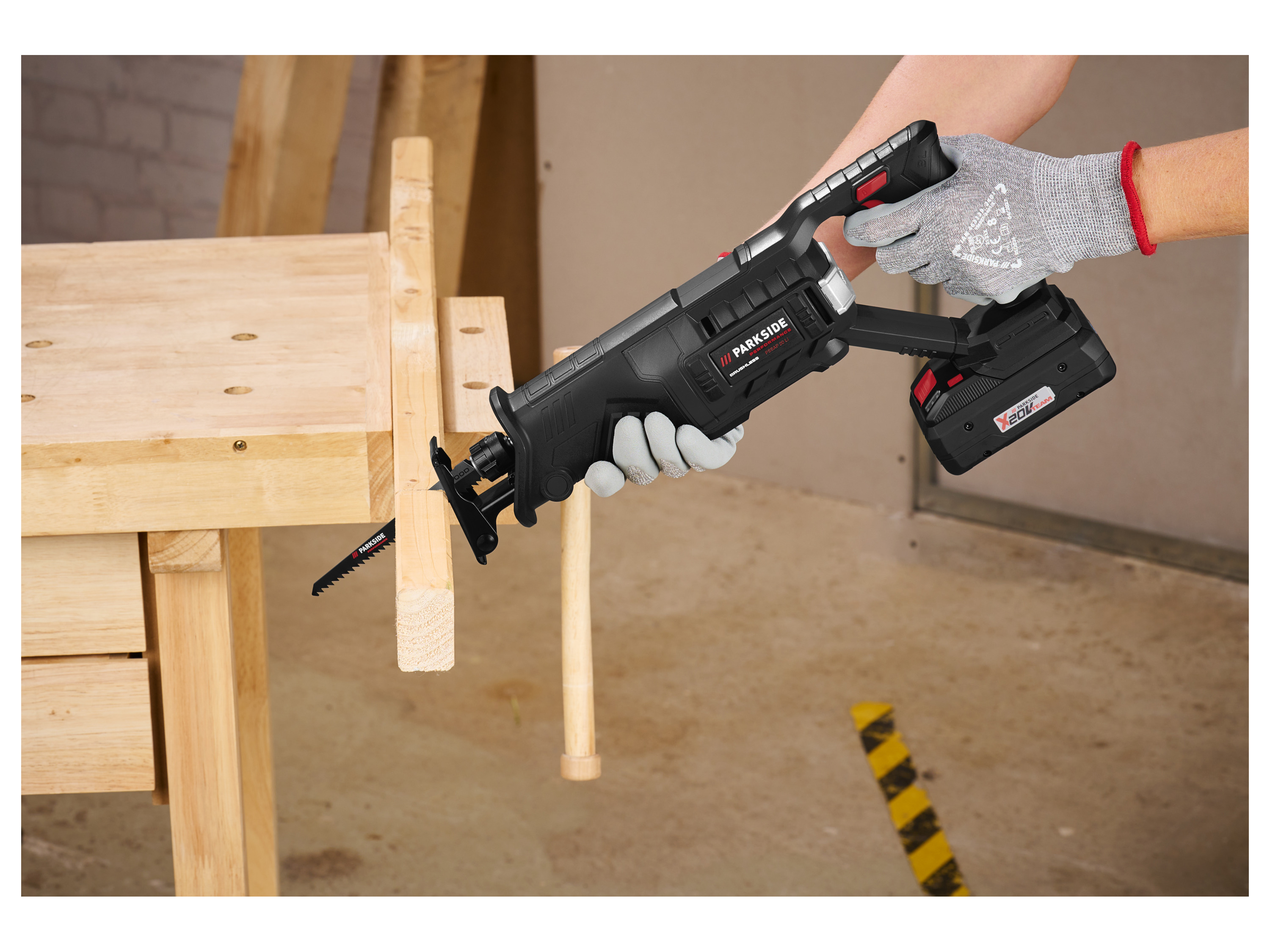 Thumbnail - PARKSIDE PERFORMANCE® 20 V Akku-Säbelsäge-Starterset »PSSAP 20-Li E5«, mit Akku und Ladegerät