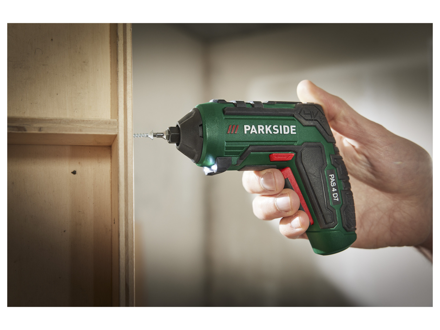 PARKSIDE® 4 V-Akku-Schrauber »PAS 4 D7«, mit USB-Ladek…