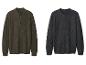 Zwei Herrenpullover: ein olivfarbener mit Reißverschluss und ein dunkelgrauer mit Rundhalsausschnitt.