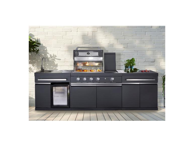 Modulare Außenküche mit Grill, Spüle, Kühlschrank und Stauraum.