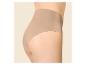 Frauenrücken in beigefarbenem Slip mit hoher Taille.