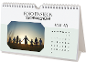 Foto-Tischkalender für Januar mit einer Familie bei Sonnenuntergang.