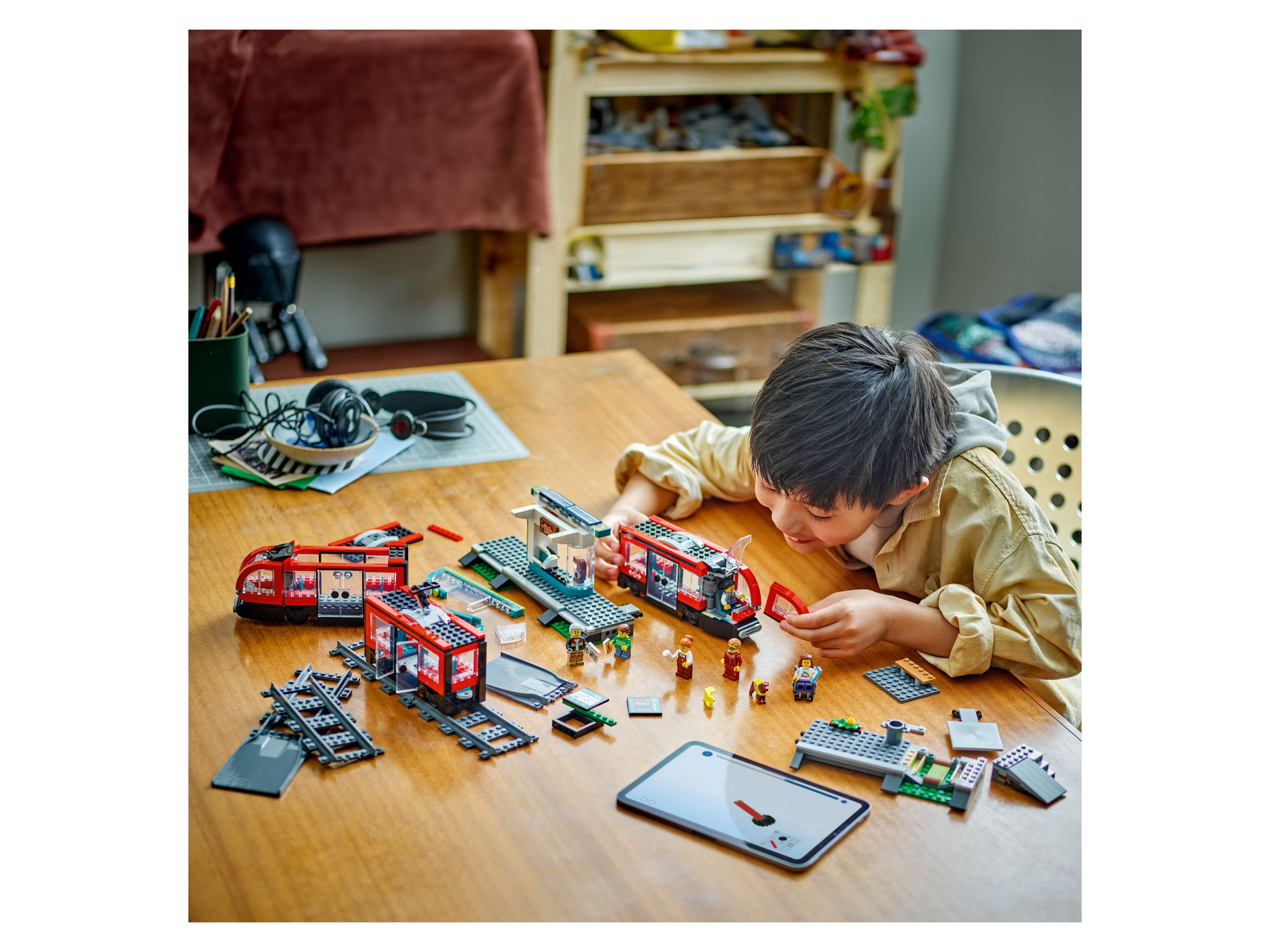 Lego City Trikkeholdeplass 60423 5