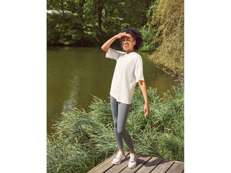 Gehe zu Vollbildansicht: esmara Damen Longshirt, weit geschnitten, mit überschnittenen Schultern - Bild 12