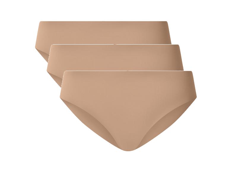 Dreierpack beigefarbener Damenunterhosen.
