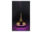 Goldener Aroma-Diffusor mit aufsteigendem Rauch und lila Licht darunter.