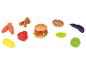 Spielzeug: Hamburger, Würstchen, Kartoffel, Paprika und anderes Gemüse.