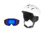 Weißer Skihelm und Skibrille mit blauen verspiegelten Gläsern.