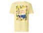 Gelbes T-Shirt mit Küstendorf-Print, umrahmt von Zitronen und Blumen, mit dem Text „Ciao Bella“.