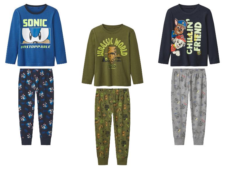 Drei Kinderpyjama-Sets: Sonic the Hedgehog, Jurassic World und Paw Patrol.