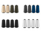 Garnspulen in verschiedenen Farben, darunter Beige, Grün, Blau und Weiß.