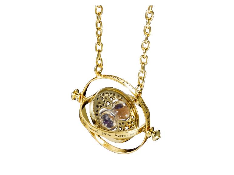 Goldene Halskette 'Hermines Zeitumkehrer' mit Sanduhr und rotierenden Ringen.