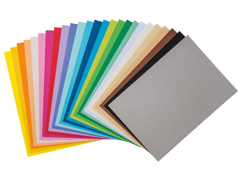Ein Fächer aus verschiedenfarbigen Papierbögen, darunter Gelb, Orange, Pink, Rot, Blau, Grün und Grau.