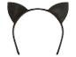 Ein schwarzes Haarband mit Katzenohren.
