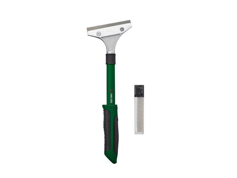 PARKSIDE Schaber mit grünem Griff und Ersatzklingen.