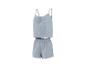 Hellblaues zweiteiliges Pyjama-Set mit Spaghettiträger-Top und Shorts.