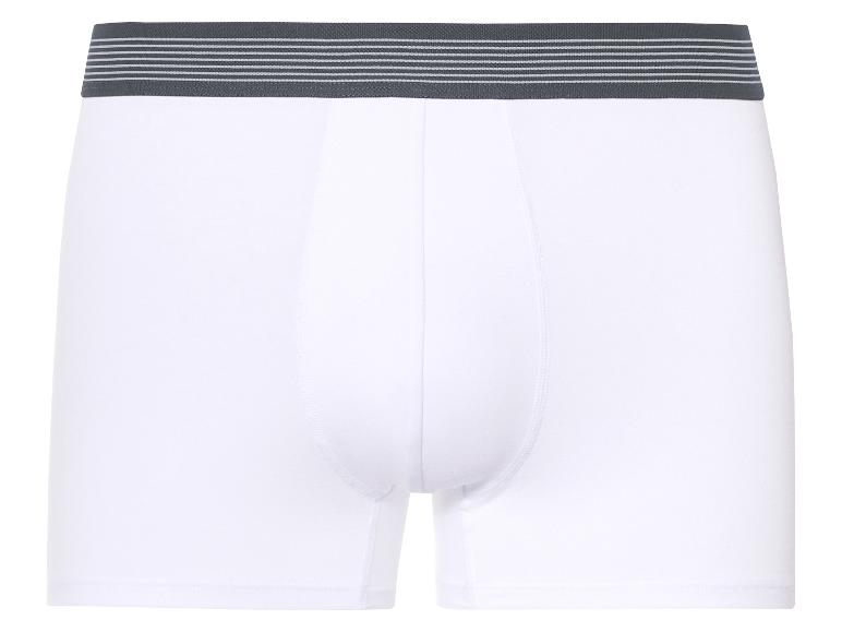 Weiße Boxershorts mit grauem, gestreiften Bund.