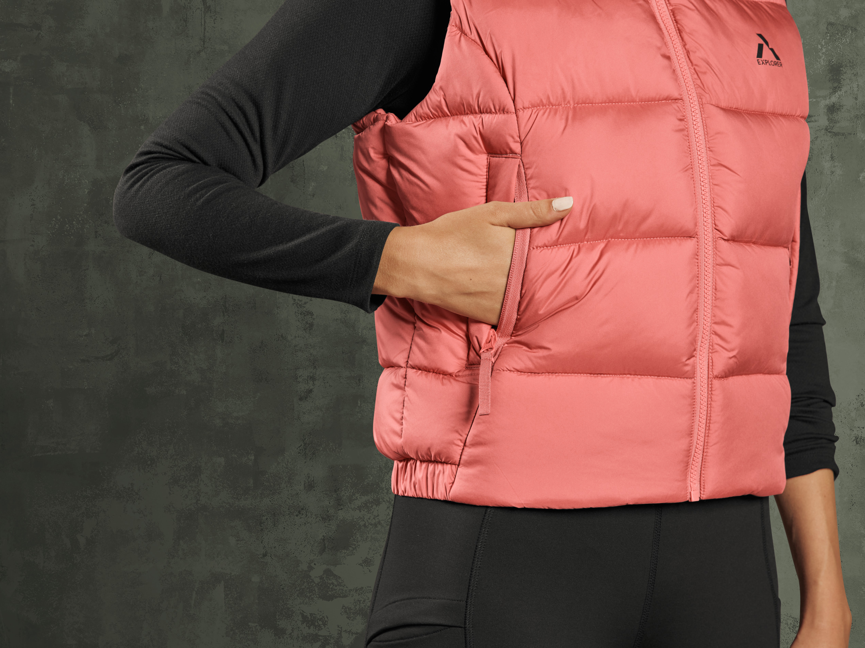 Thumbnail - CRIVIT Damen Funktionsweste Thermo Outdoor (Rot, XS(32/34))