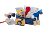 Hölzernes Detektiv-Spielset mit Fernglas, Lupe, Kamera und Walkie-Talkie in einer blauen Tasche.