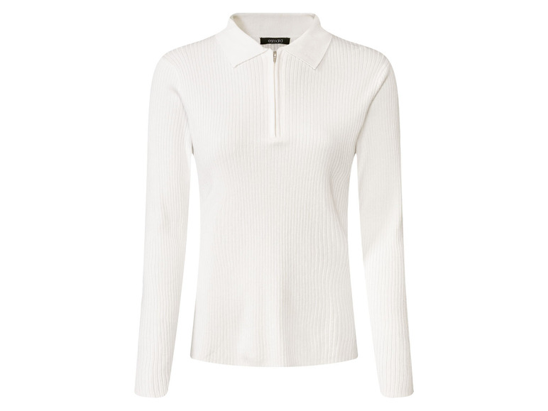 Weißer gerippter Pullover mit langen Ärmeln und Polokragen.