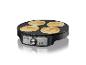 Elektrischer Pfannkuchenmaker mit vier goldbraunen Pfannkuchen und Bräunungsregler.