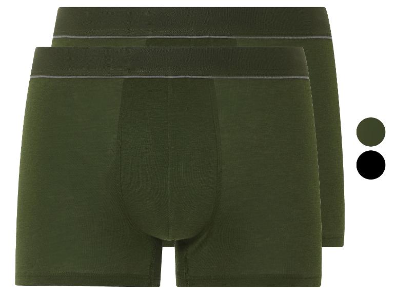 Zwei grüne Boxershorts