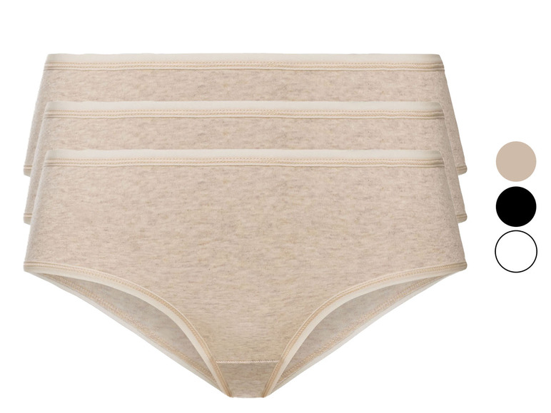 Drei Paar beige Baumwoll-Slips.