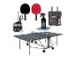 Tischtennis-Set mit Tisch, Schlägern, Bällen, Reiniger und Aufbewahrungstaschen.