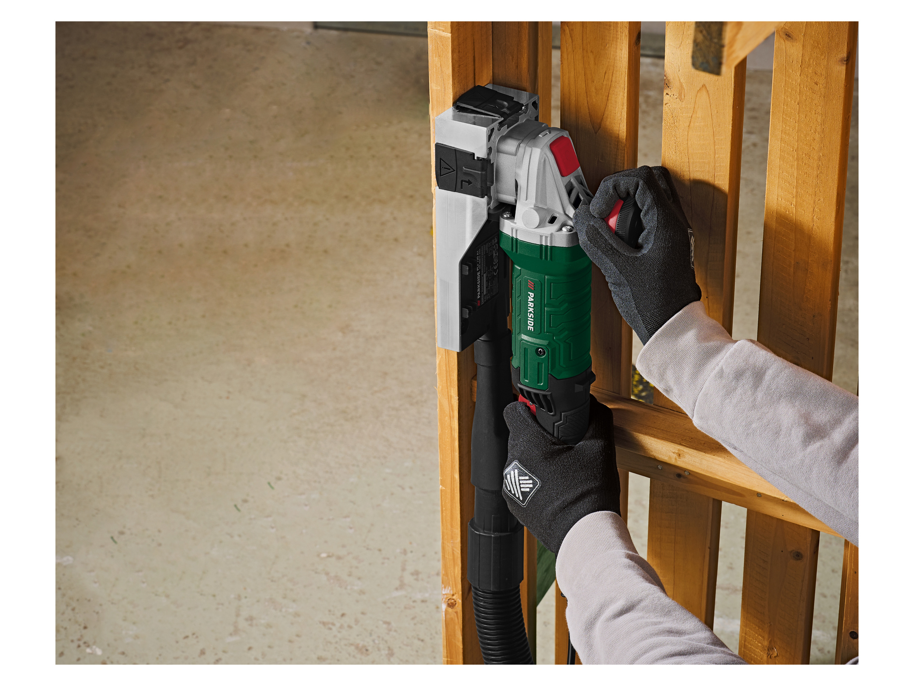 Thumbnail - PARKSIDE® Lackfräse »PLF 720 A1«, mit Anschluss zur externen Staubabsaugung