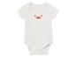 Weißer Baby-Body mit roter Krabbe.