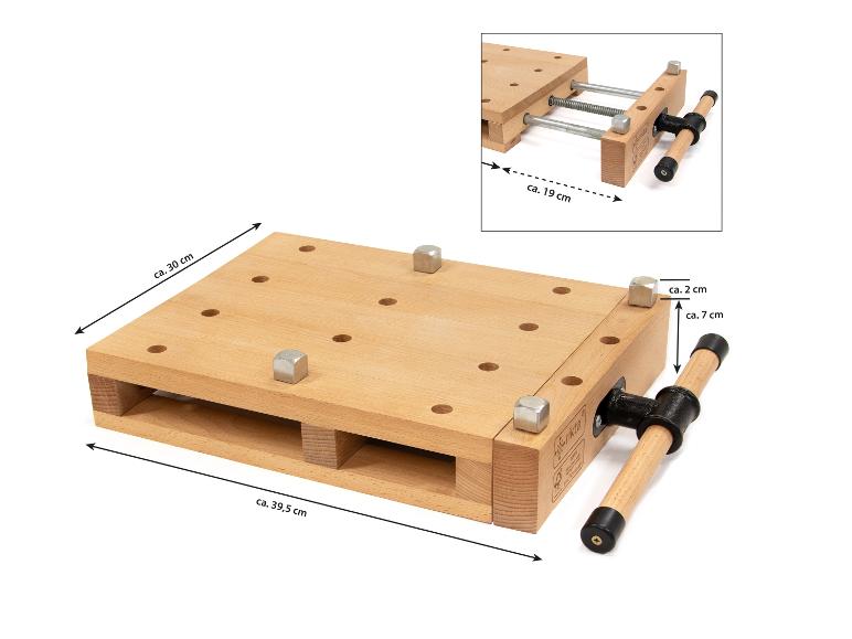 Holzwerkbank mit Schraubstock und Maßen, inklusive einer Detailansicht des Schraubstocks.