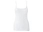 Ein weißes Tanktop ohne Ärmel.