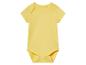 Hellgelber Baby-Body mit kurzen Ärmeln.