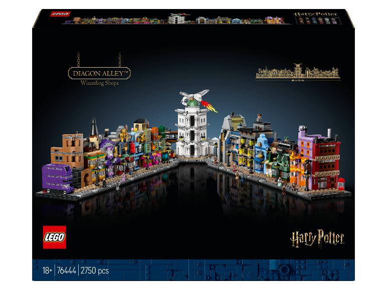LEGO Harry Potter Winkelgasse Set mit 2750 Teilen, zeigt Geschäfte und einen Drachen.