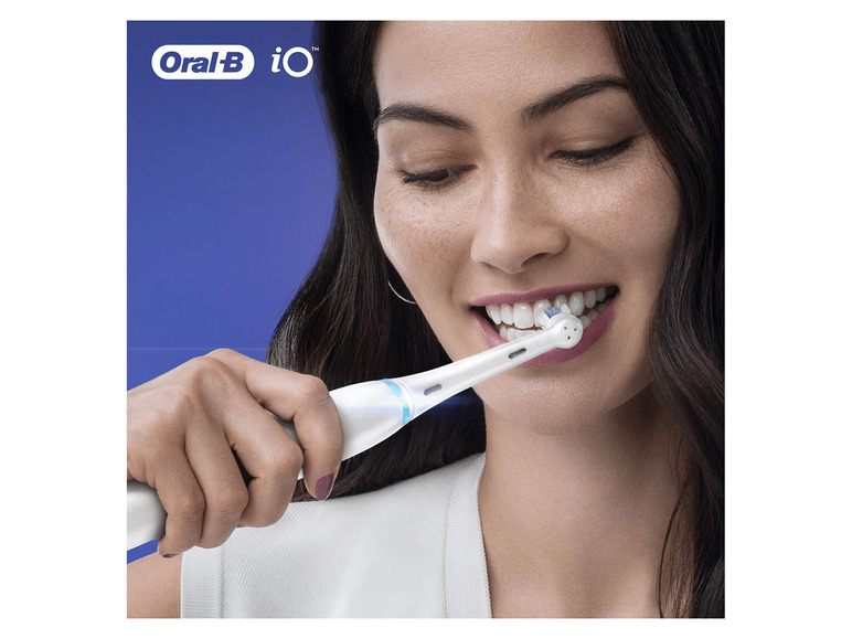 Gehe zu Vollbildansicht: Oral-B iO Aufsteckbürsten - 4er Ultimate Clean weiß - Bild 5